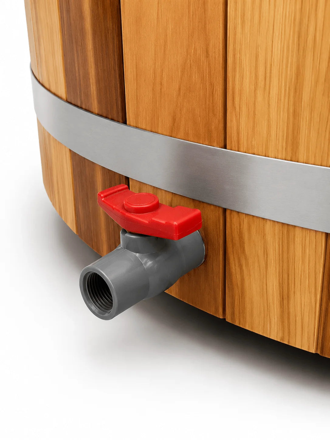 KOVE Cedar Ice Bath – Upright Cold Plunge