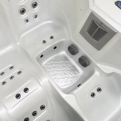 CenturaHeat - Triglav Premium 3-4 Seater Spa Hot Tub – White Pearlescent