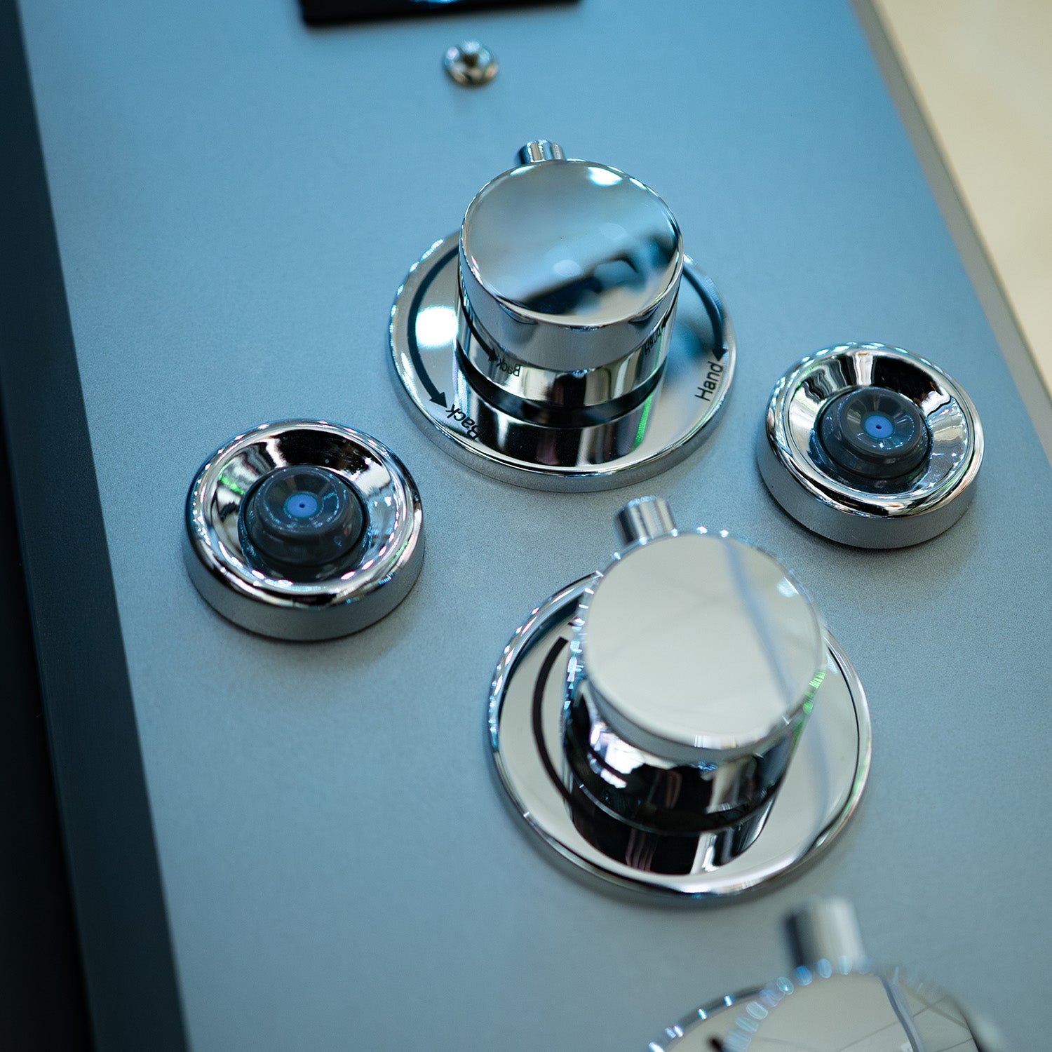 Insignia - Platinum Twin Steam Shower 1400x900mm - Chrome Frame-Mirror - Your Fitness Hub