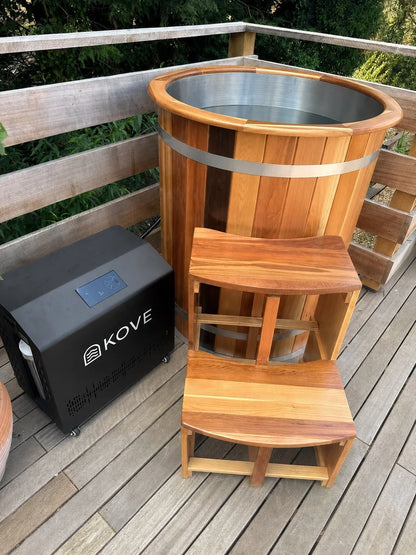 KOVE Cedar Ice Bath – Upright Cold Plunge